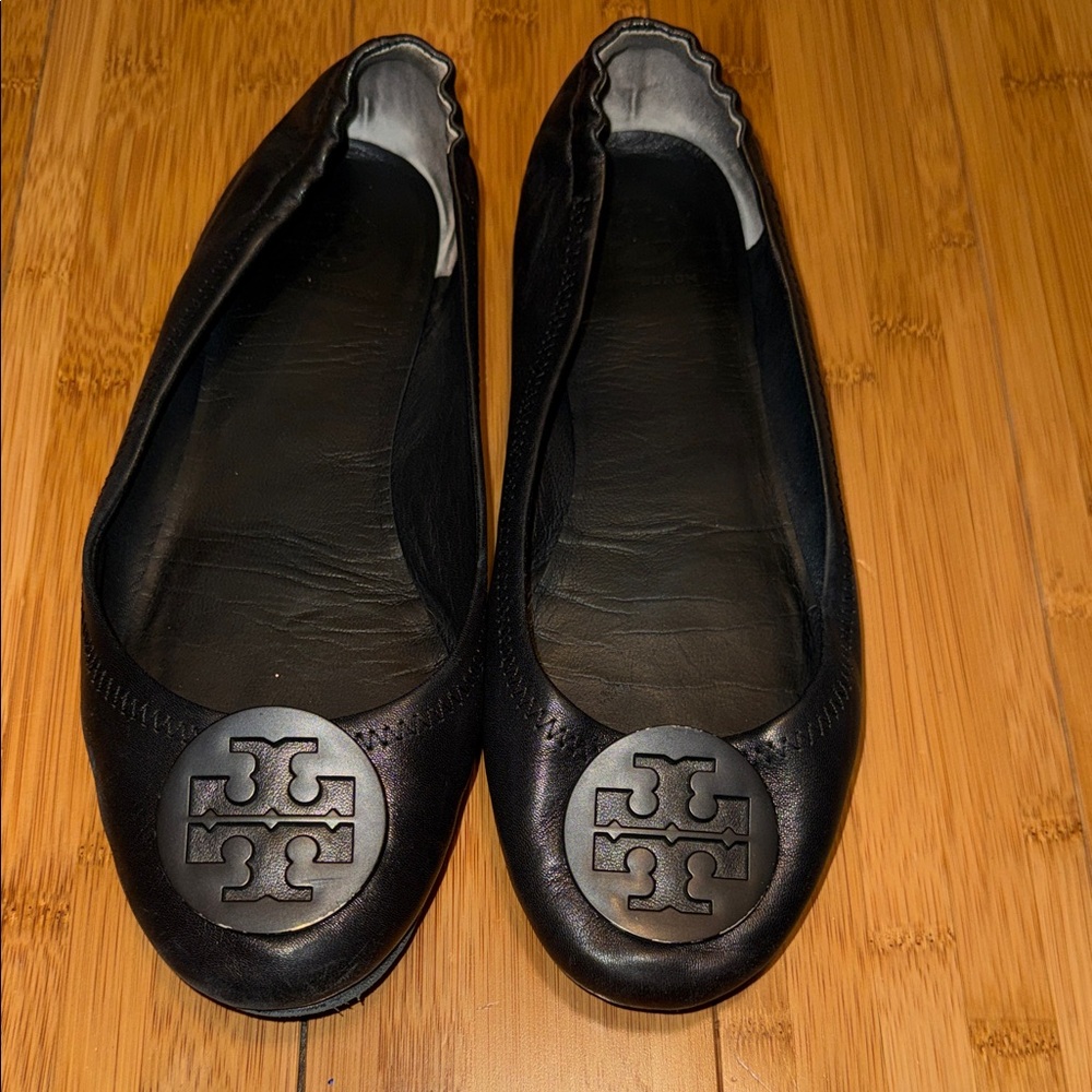 Tory Burch Black Leather Flats